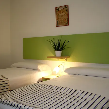 Appartement In A House - Sh06